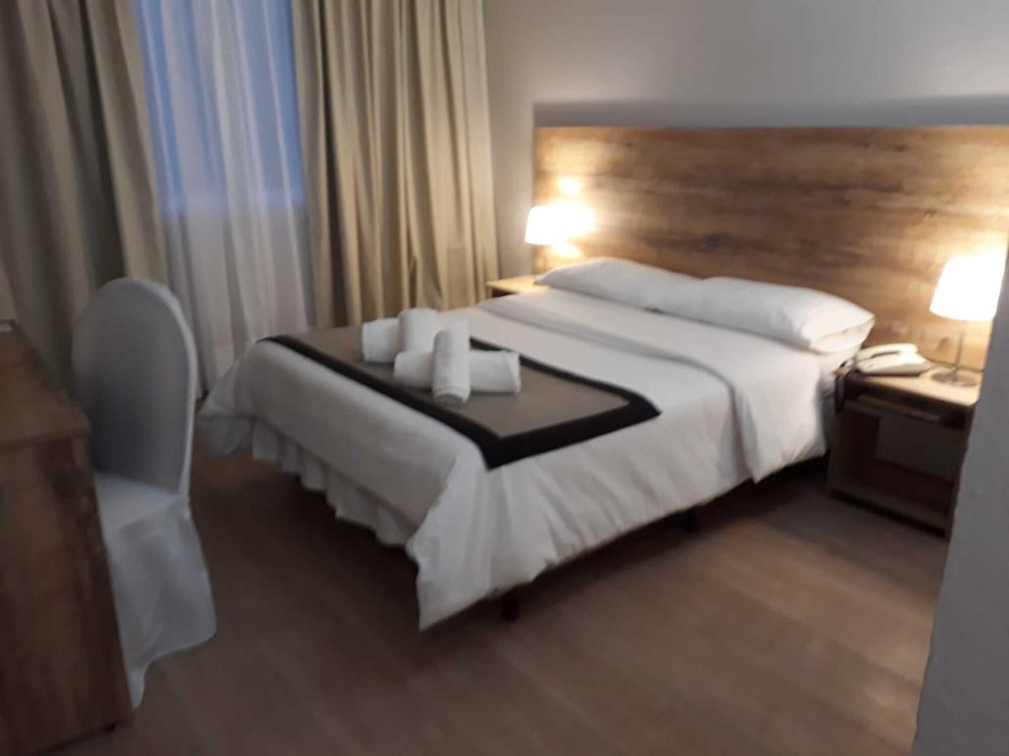 Hotel Tehuelche Ескель Екстер'єр фото
