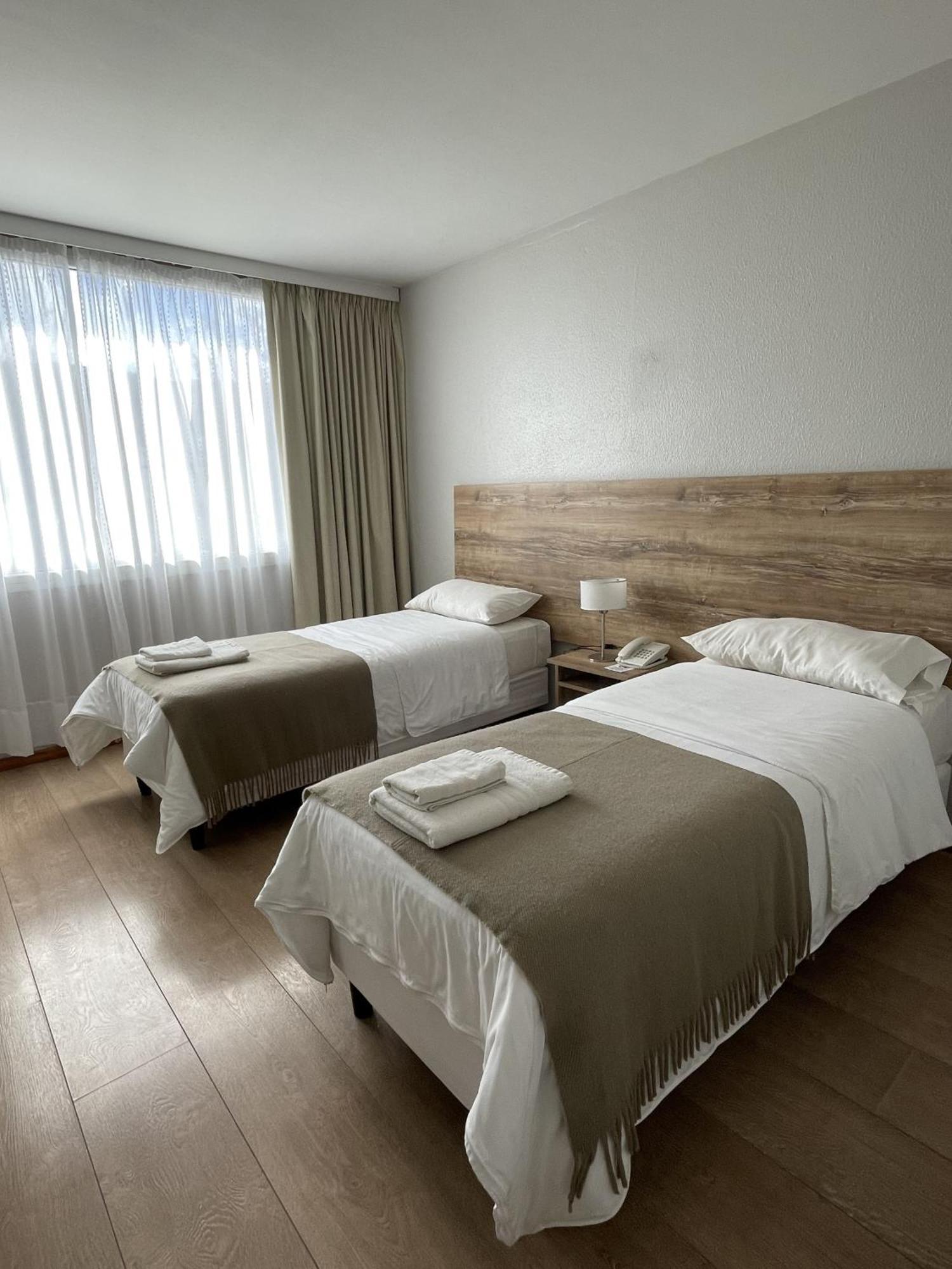 Hotel Tehuelche Ескель Екстер'єр фото